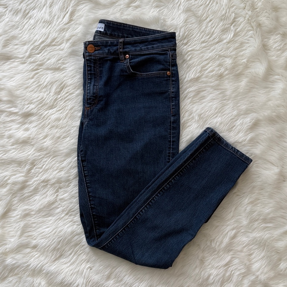 Loft Women's Deep Indigo Skinny Jeans Size 8